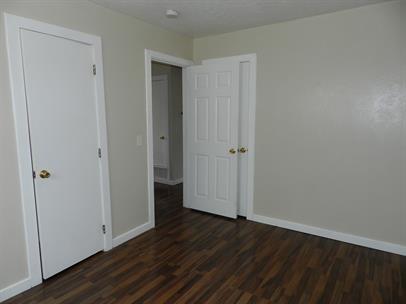 Building Photo - 6103 NW Dearborn Ave