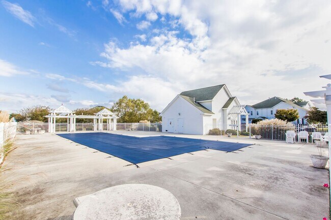 Building Photo - 1132 Grace Hill Dr