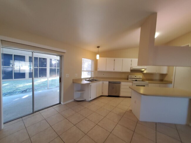 Building Photo - 1436 SE 33rd Terrace