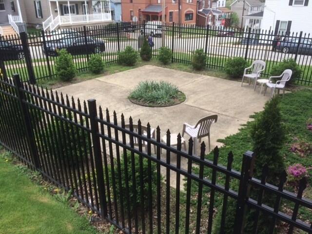 Patio - 409 Rohrer St