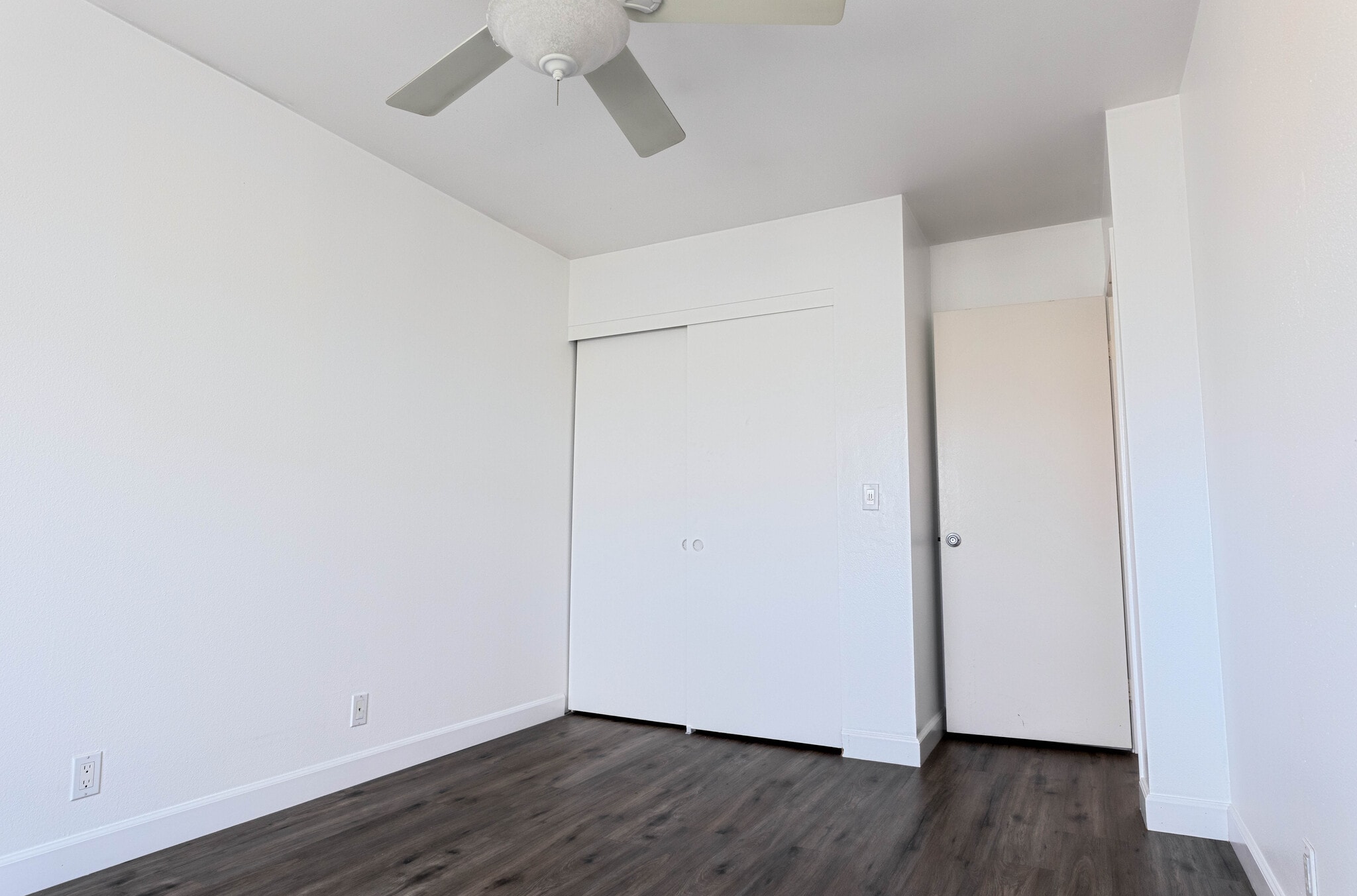 Building Photo - 4928 Narragansett Ave