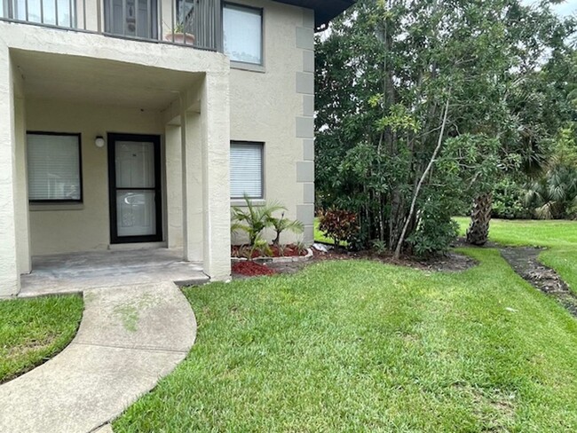 Primary Photo - Welcome home to this charming 2-bedroom, 2...