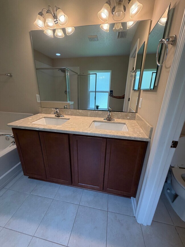 Building Photo - 3071 Angora Bay Dr