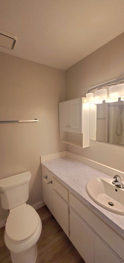 Building Photo - Lovely Mokena  3br/1br  Ranch Style Townho...