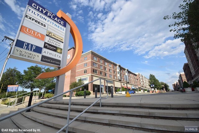 Building Photo - 3514 City Pl