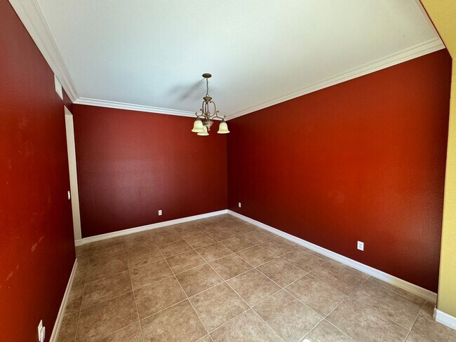 Building Photo - Gorgeous La Costa Executive Home – 5 Bed /...