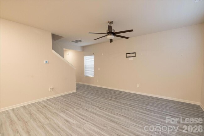 Building Photo - 309 Fairchild Wy