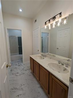 Building Photo - 42057 Parkmont Dr