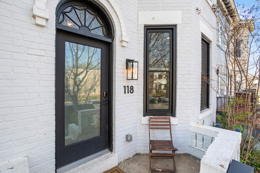 Front Door - 118 15th St NE