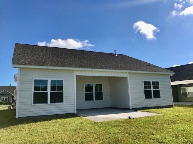 Building Photo - POND FRONT 4 Bedroom home in Jackson Estates - St. James Schools w/ 2 car garage!