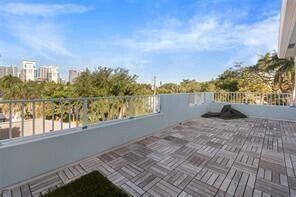 Building Photo - 915 W Las Olas Blvd