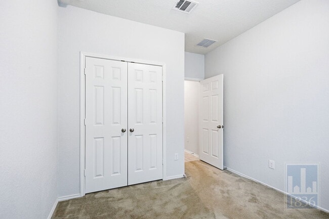 Building Photo - 8005 Crystalbrook W