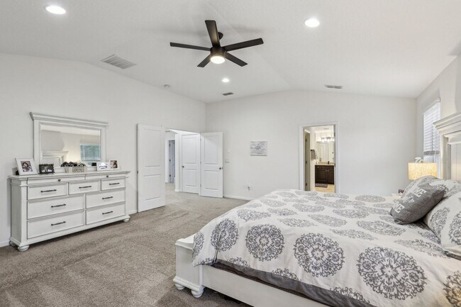 Building Photo - YOUR DREAM RENTAL HOME AWAITS!