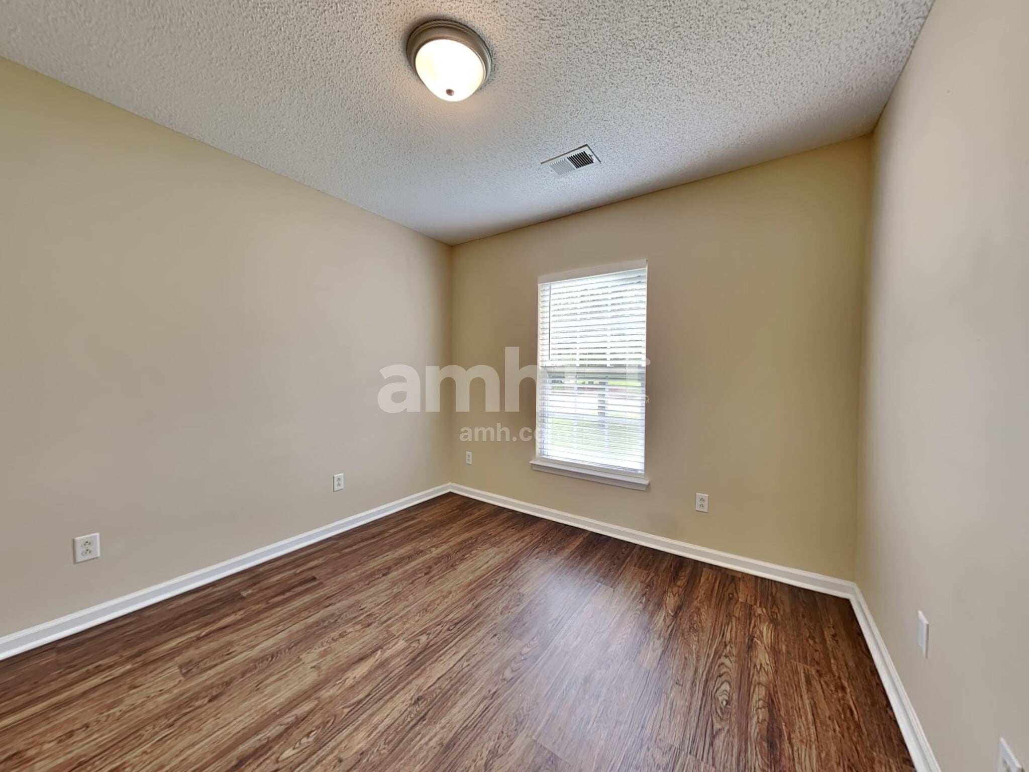 Building Photo - 89 Dovetail Cir