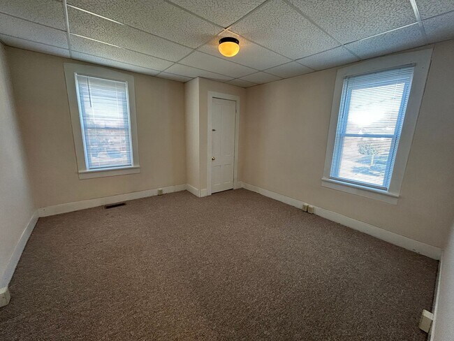 Building Photo - 1033 Kentucky St