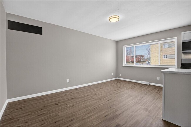 Building Photo - Doctor Morgan Ford