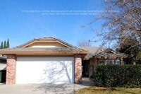 Building Photo - 4856 Clydebank Way