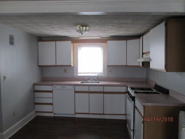 Building Photo - 53 Pearl St