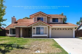 Building Photo - 45613 Clubhouse Dr