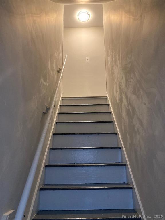 Building Photo - 14 Glenwood St