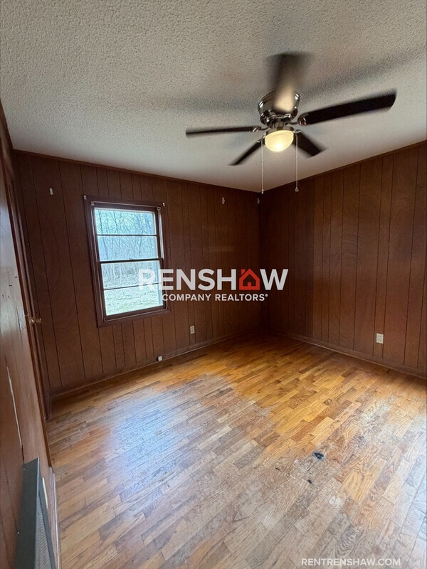 Building Photo - 179 W Main St