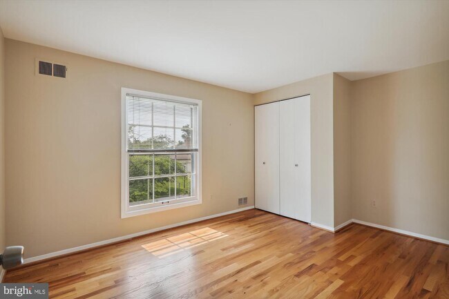 Building Photo - 11124 Post House Ct