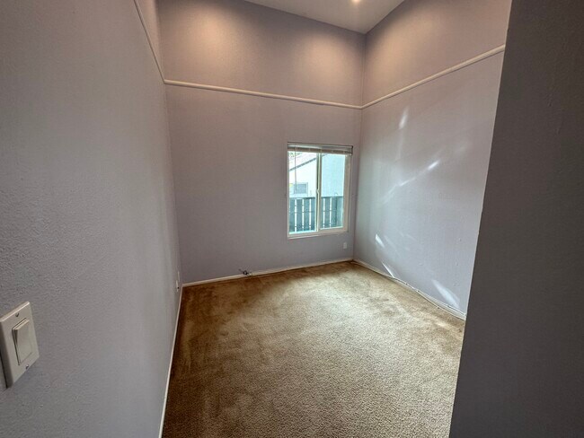 Building Photo - 18645 Hatteras St