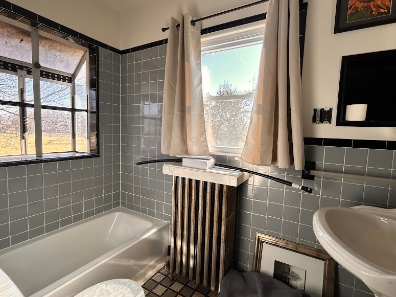 Building Photo - 7915 Westridge Rd