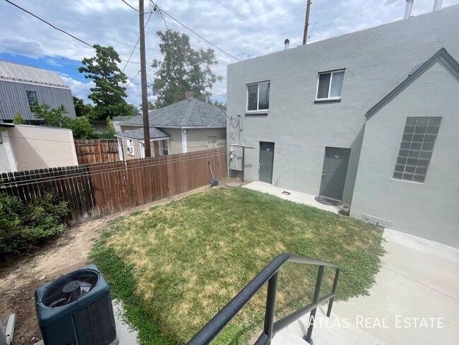 Building Photo - 3966 Utica St