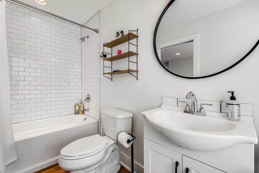 Mother-In-Law Suite Bathroom - 3509A Sanford Ave