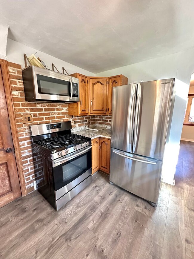 Building Photo - Updated 3 Bedroom in Penn Hills - Off-Street Parking, Nice Backyard - Available Now!