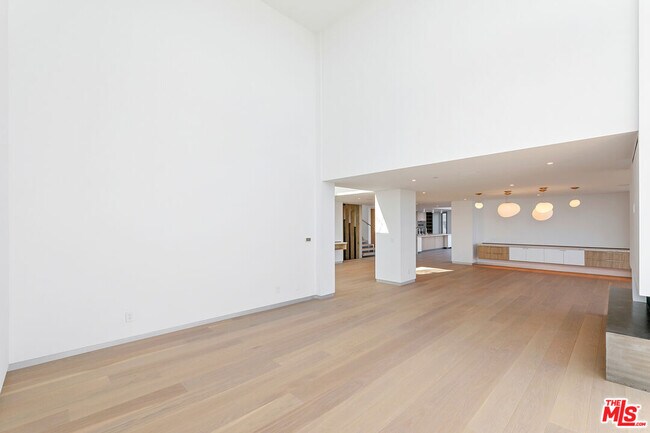 Building Photo - 31351 Pacific Coast Hwy