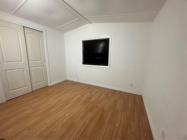 Building Photo - 11886 Watergate Cir