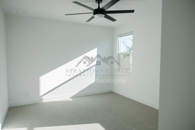 Building Photo - 10262 E Utah Ave