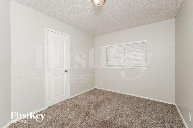 Building Photo - 5934 Burning Sunrise Dr