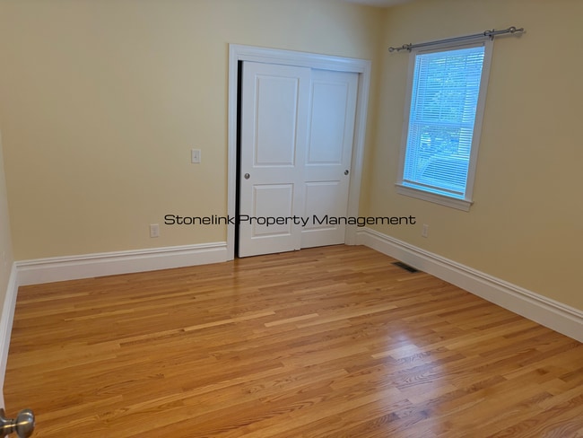 Building Photo - 27-29 Elmway Street