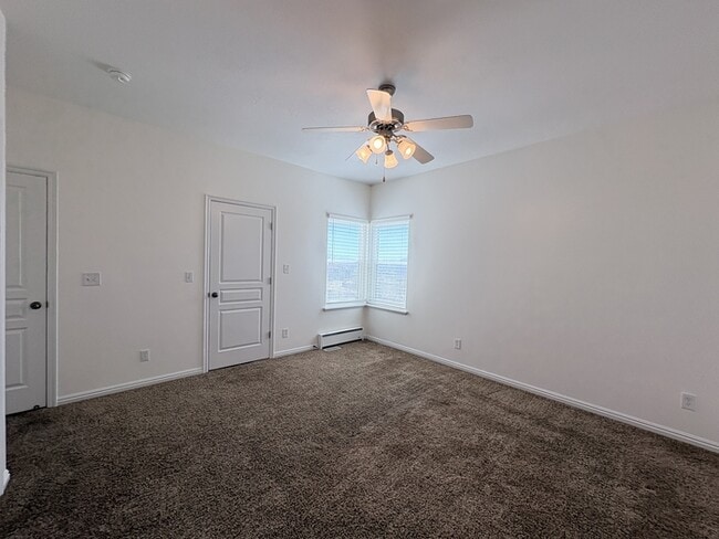 Building Photo - Peppercorn