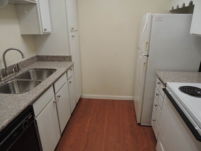 Building Photo - 4641 Wild Indigo St