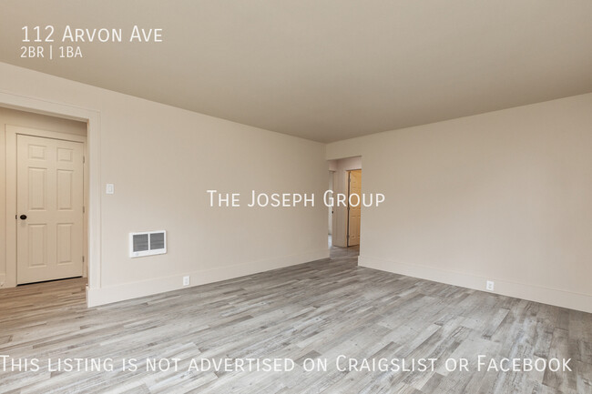 Building Photo - Newly remodeled home in prime location!