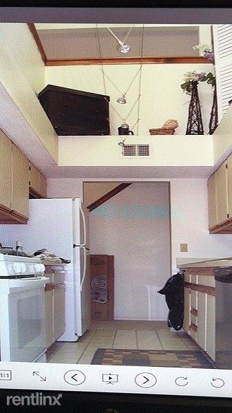 Building Photo - 6 br, 3 bath Condo - 5 Talcott Forest Road 5Q