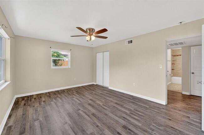 Building Photo - 3701 60th St N