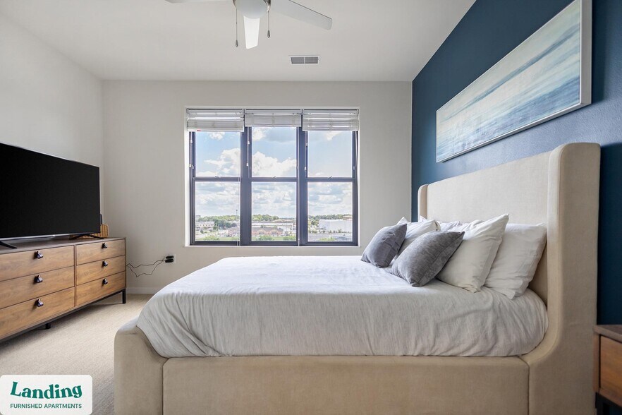 Building Photo - 11221 Synergy Dr