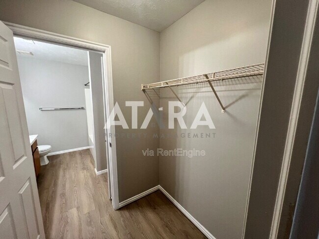 Building Photo - 4990 W 4850 S