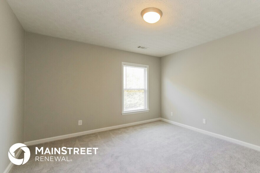 Building Photo - 3120 Baywood Ct