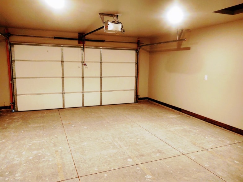 Building Photo - 1383 Destiny Ln