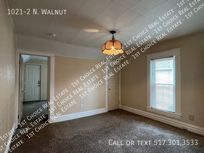 Building Photo - 1021-2 N. Walnut-