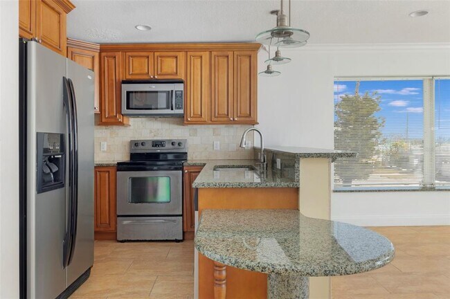 Building Photo - 114 143rd Ave