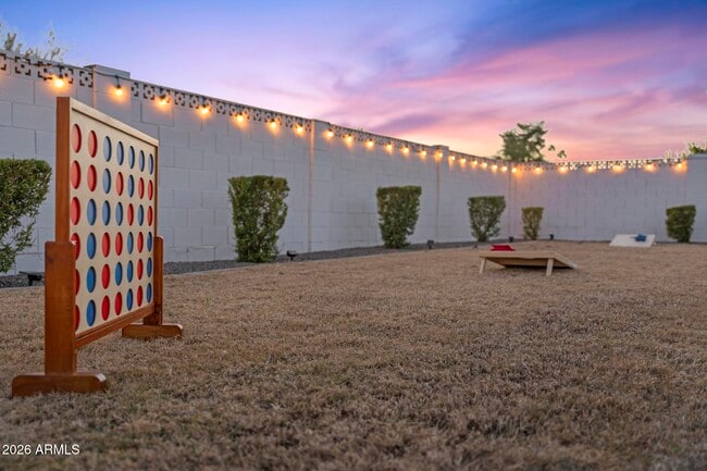 Building Photo - 8513 E Indianola Ave