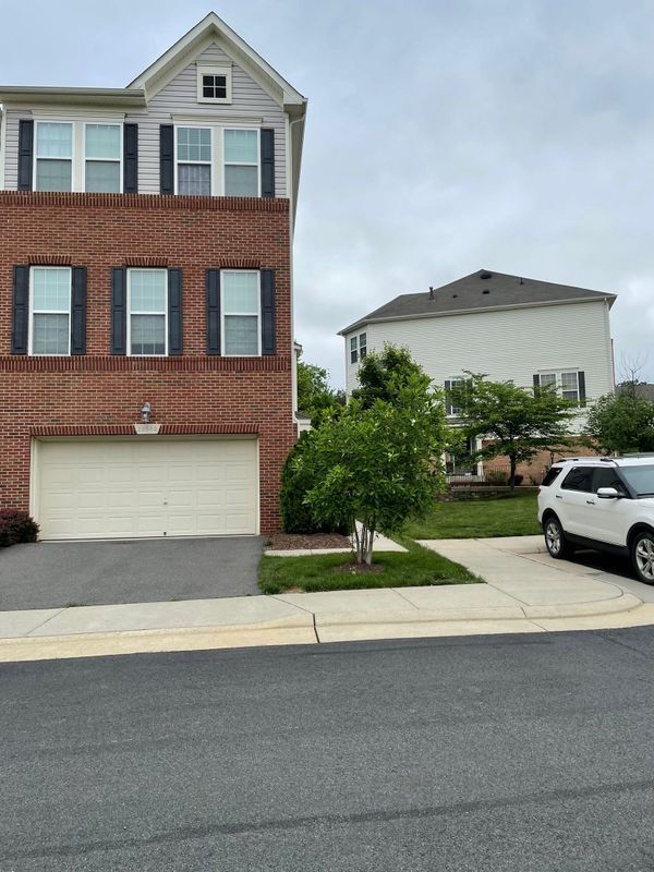 Building Photo - 22562 Highcroft Terrace