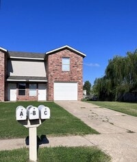 Building Photo - 786 Lariat St